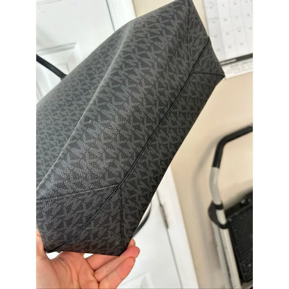 Michael Kors HAYLEY Tote Handbag NS convertible Large 13x13x5